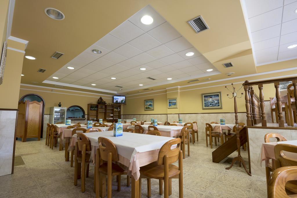 波多诺伏 卡莫库旅馆酒店 外观 照片